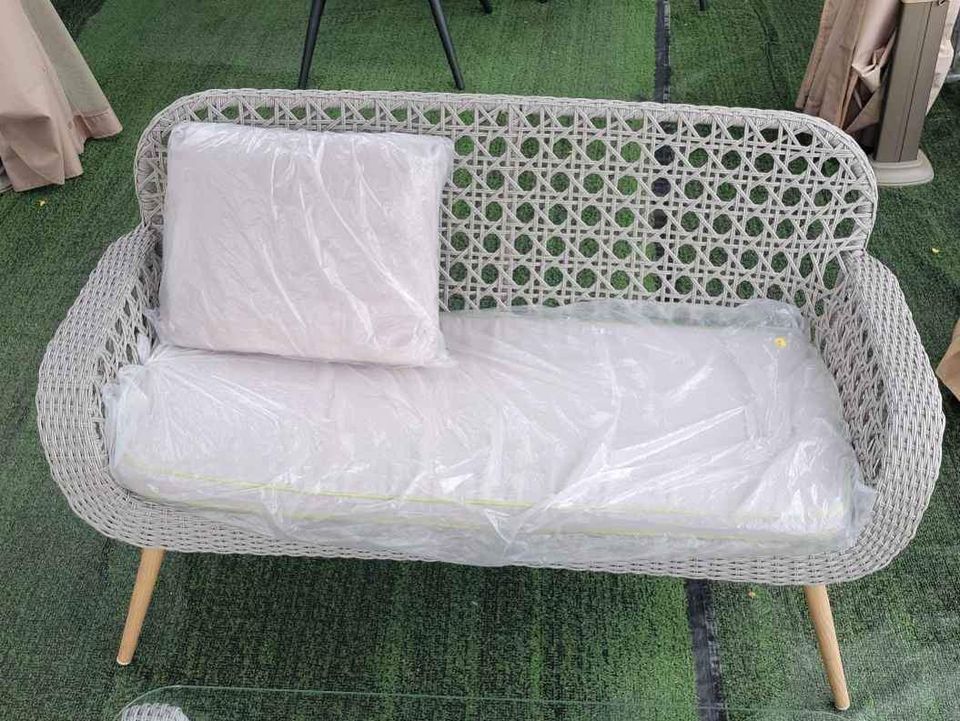 RS19 - 4 Person Outdoor Sofa Sets