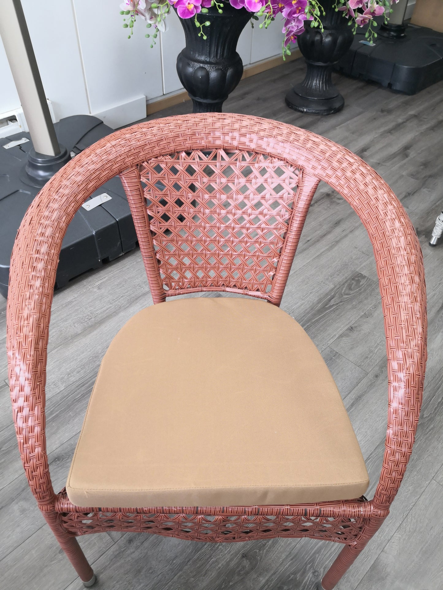 C41 - 2 Person Round/Square Outdoor Dining Set