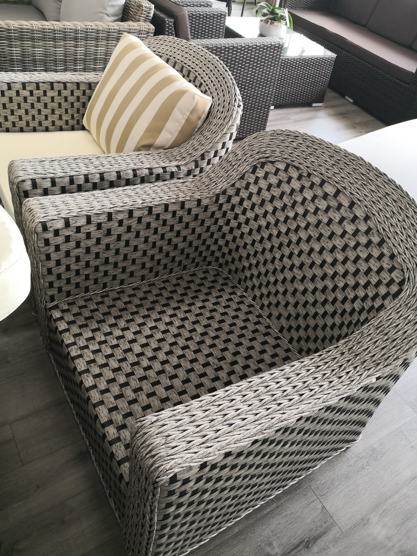 RS60 - 4 Person Outdoor Sofa Sets